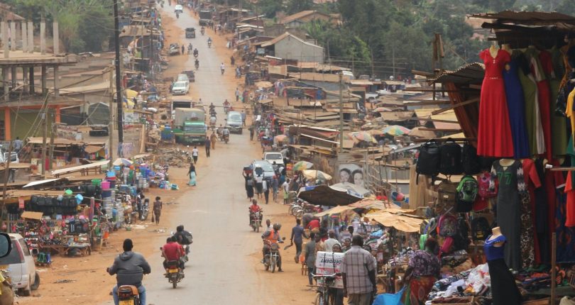 Point De Vue Des Pays voisins Rwanda: Uganda – Standard Chartered lance des fonds communs de placement offshore